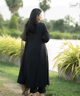 Women’s Sequin Linen Kurta with Dupatta