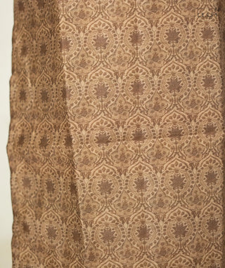 Women’s Tushar Kurti Outfit Styling