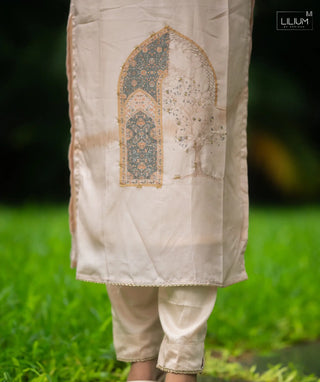 Vanilla Stone Tussar 3-Piece Festive Set with Pockets