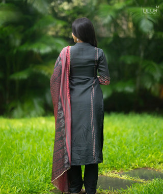 Charcoal Eclipse Tussar 3-Piece Festive Set with Pockets