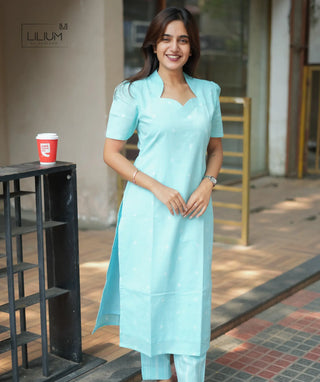Comfortable women’s co-ords set in Breeze Glow