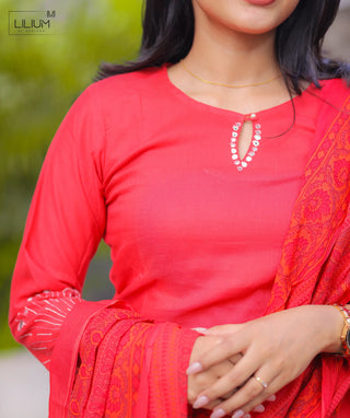 Elegant Red Dahlia cotton ethnic wear for women
