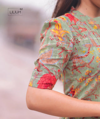 Fully lined cotton slub kurti in red tone