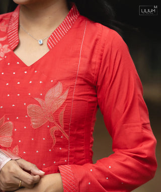 Matching dupatta and bottom set