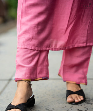 Lightweight linen co-ords for casual wear