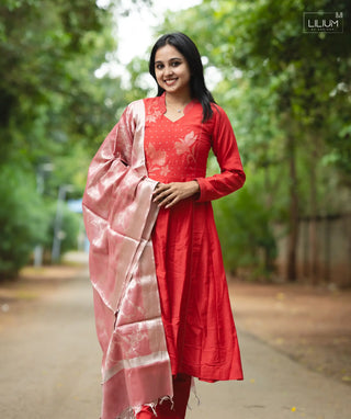 Blazing Vermilion muslin 3-piece set front view