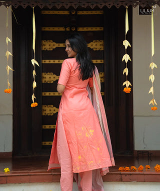 Elegant Amber Dusk muslin co-ord set for Onam festival