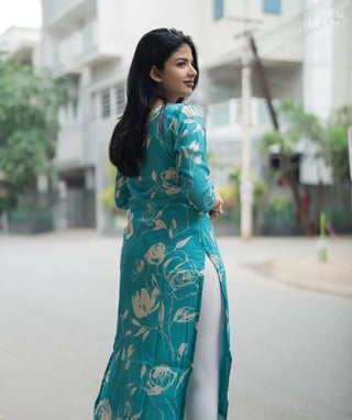 muslin fabric kurti close-up