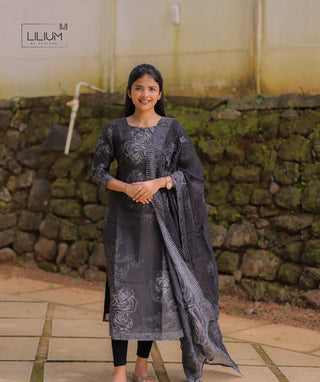 Cloud Charm muslin kurti with shawl for women