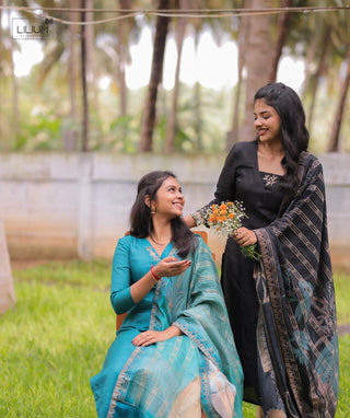 Night Aristocrat Russia Silk Kurti with Shawl