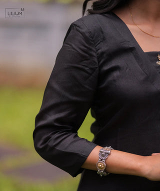 Night Aristocrat Russia Silk Kurti with Shawl