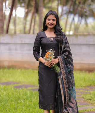 Night Aristocrat Russia Silk Kurti with Shawl