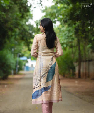 Whispering Rosevine outfit styled for daytime