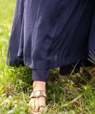Muslin silk outfit for women’s casual occasions