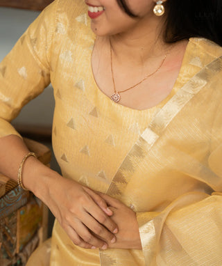 Stylish silk 3-piece set in Regal Glow